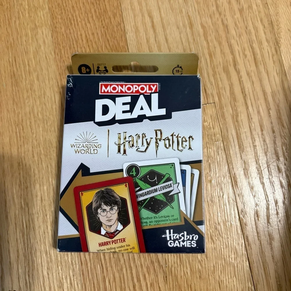 Monopoly Deal Harry Potter Card Game - Hasbro - Gold, White NEW